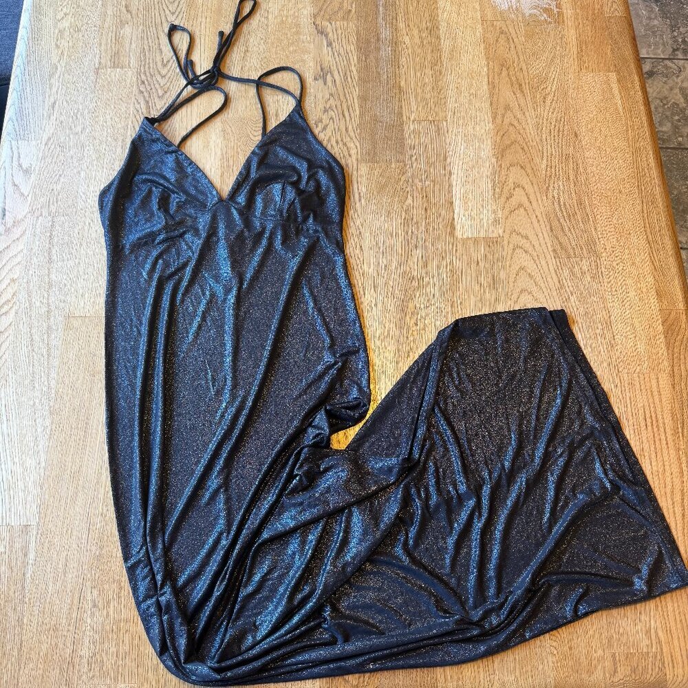 Forever 21 Black Shimmer Maxi Dress Size Small